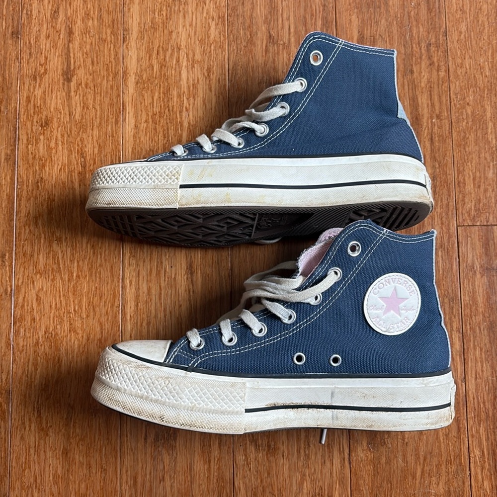 converse platform shoes!! size 7.5 W!!